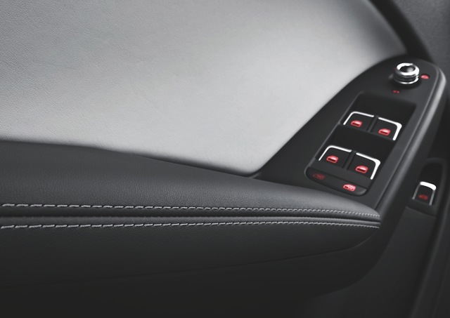 Audi S4 photo 21