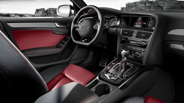 Audi S4 photo 20