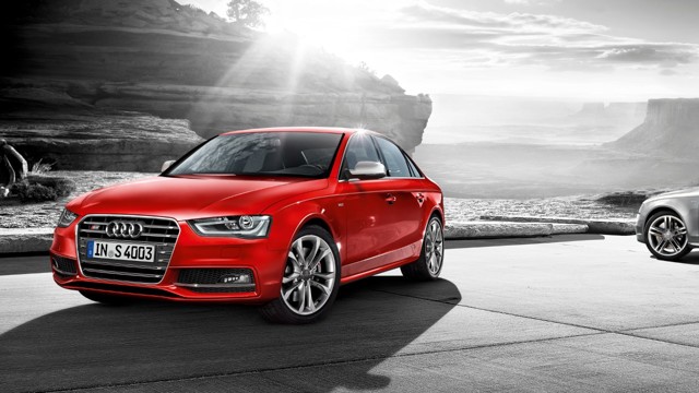 Audi S4 photo 9