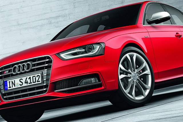 Audi S4 photo 5