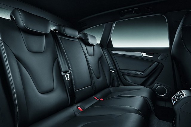 Audi S4 photo 13