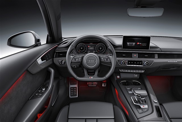 Audi S4 photo 29