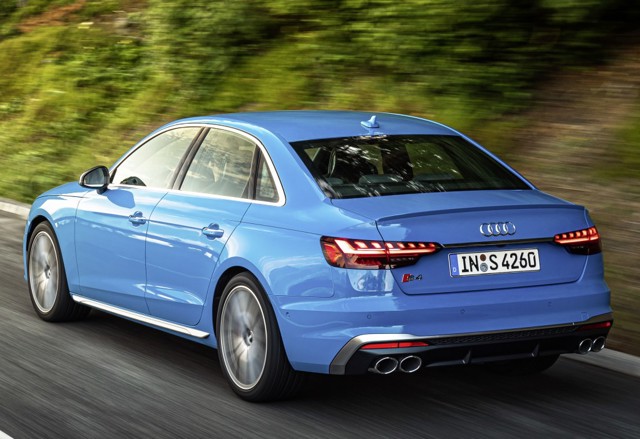 Audi S4 photo 20