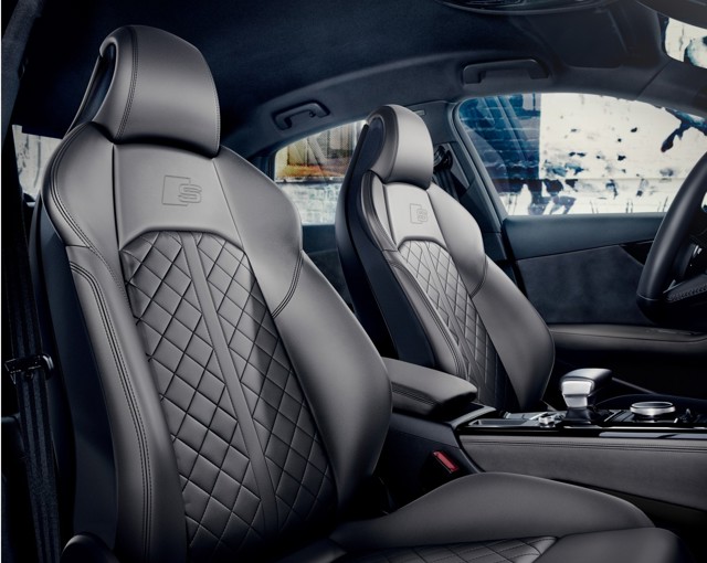 Audi S4 photo 67