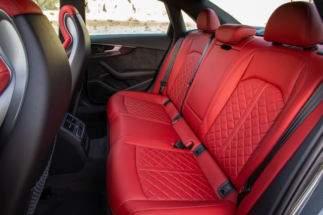 Audi S4 photo 69