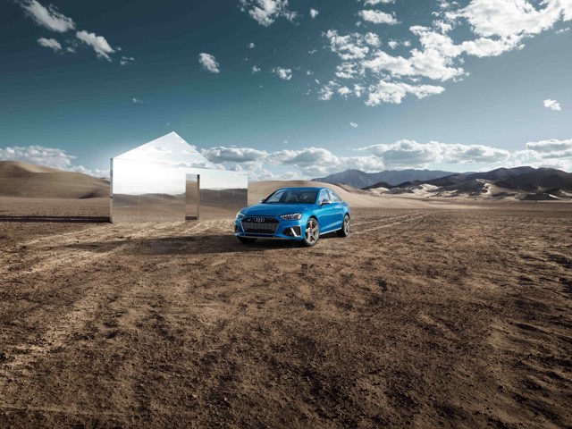 Audi S4 photo 25