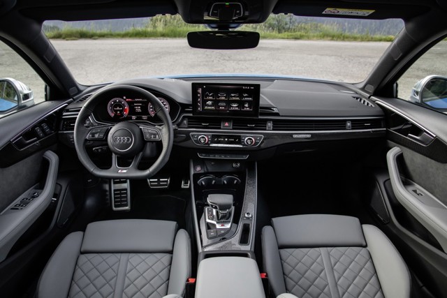 Audi S4 photo 66