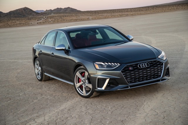 Audi S4 photo 56