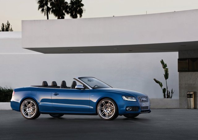 Audi S5 Cabriolet photo 17