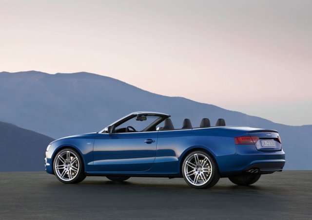 Audi S5 Cabriolet photo 23
