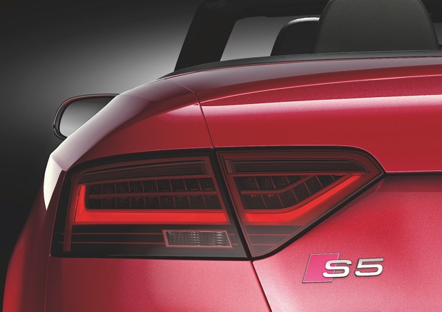 Audi S5 Cabriolet photo 17
