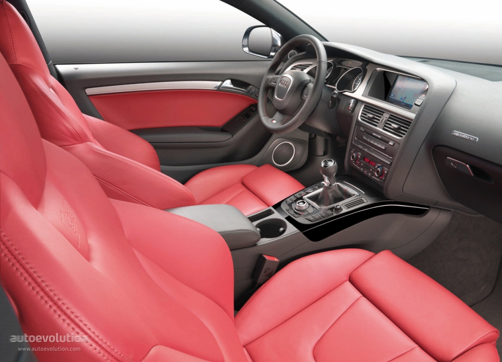 Audi S5 photo 16