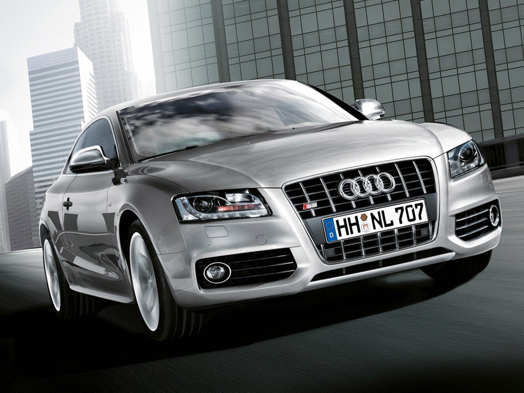 Audi S5 photo 8