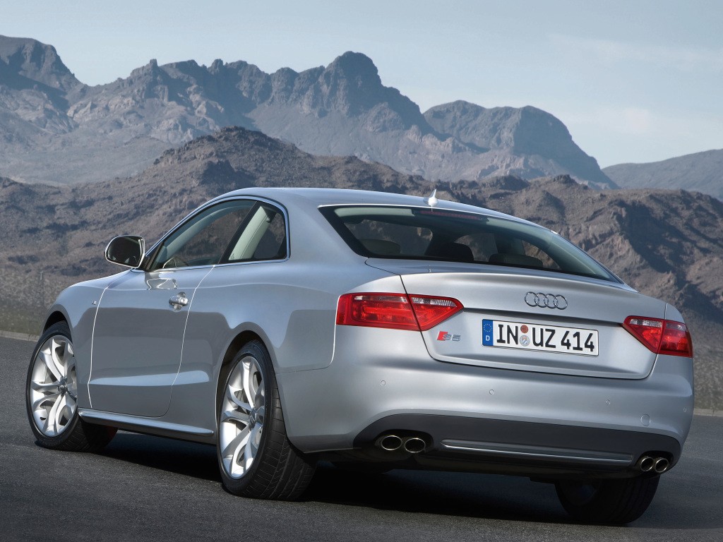 Audi S5 photo 15
