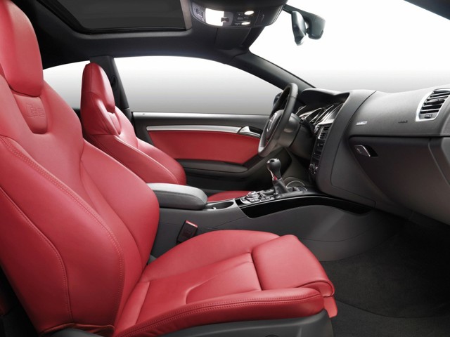 Audi S5 photo 18