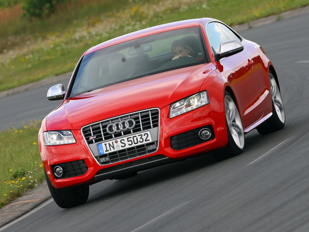 Audi S5 photo 5