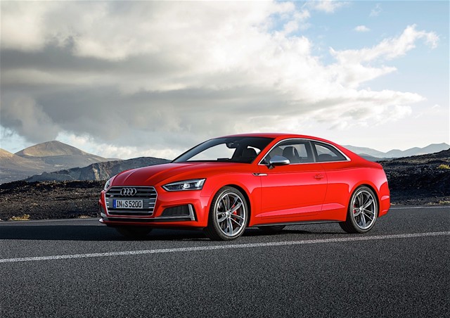 Audi S5 photo 9