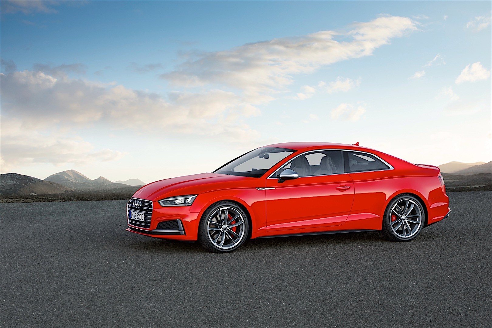 Audi S5 photo 13
