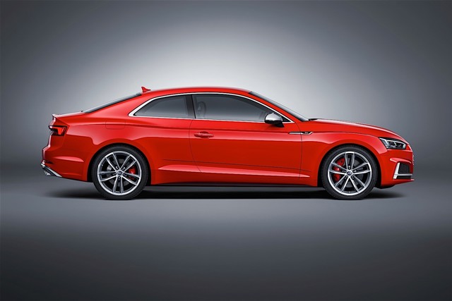 Audi S5 photo 15