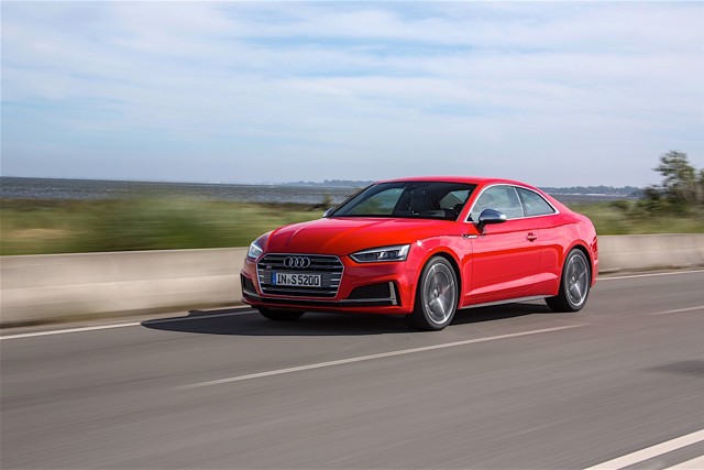 Audi S5 photo 21