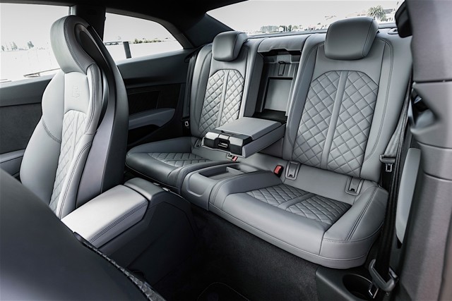 Audi S5 photo 26