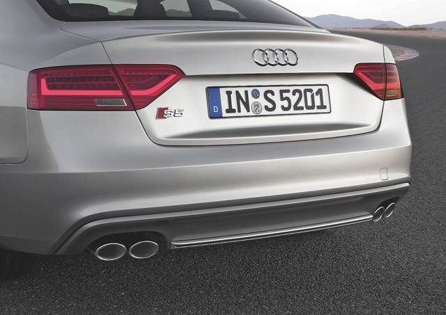 Audi S5 foto 15