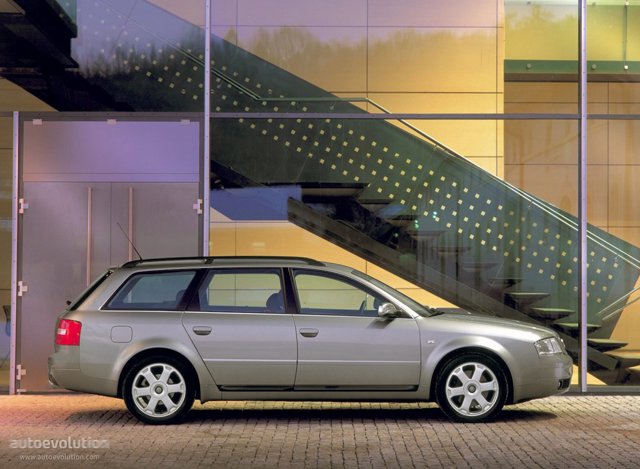 Audi S6 Avant photo 9