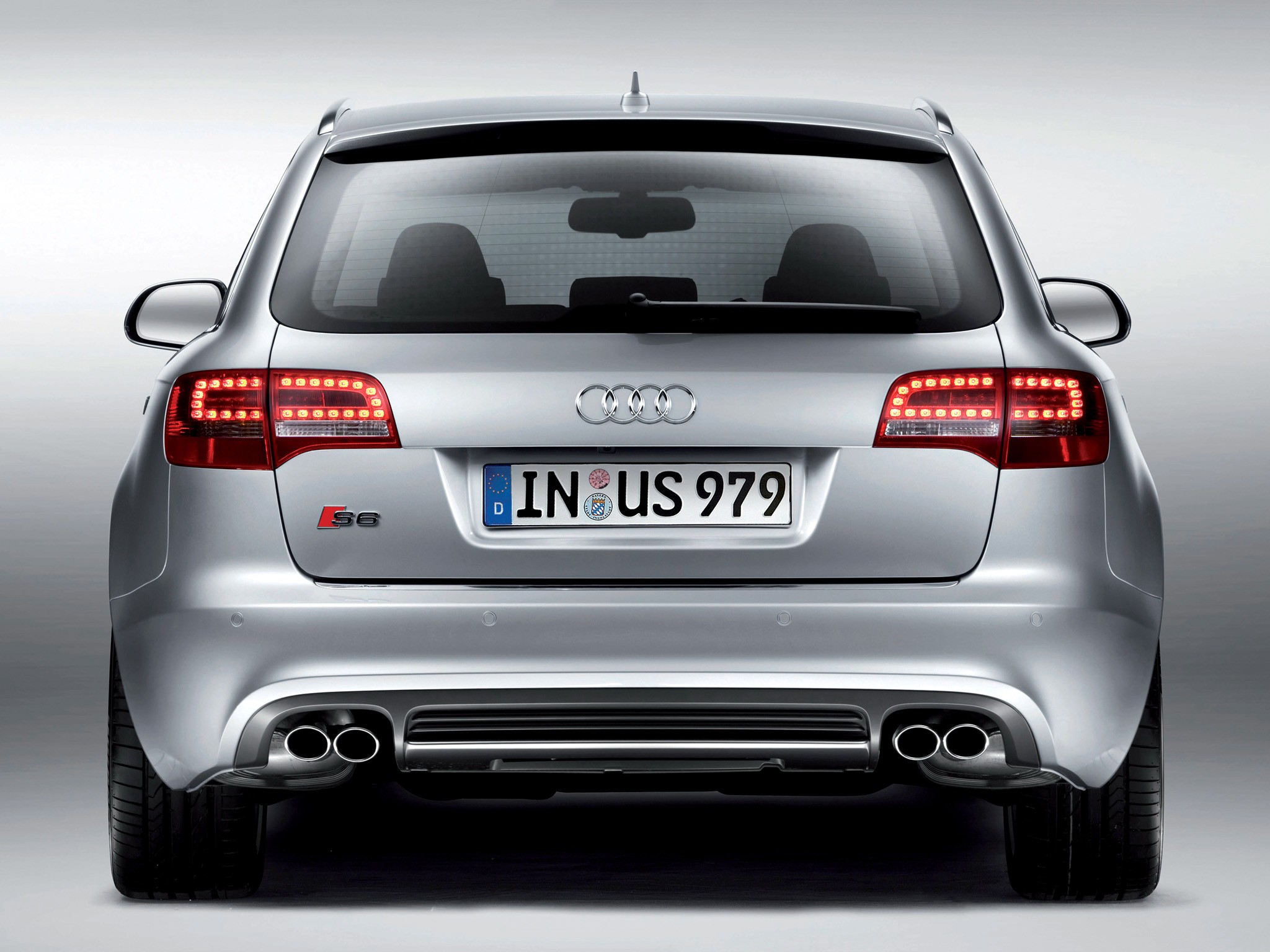 Audi S6 Avant photo 31