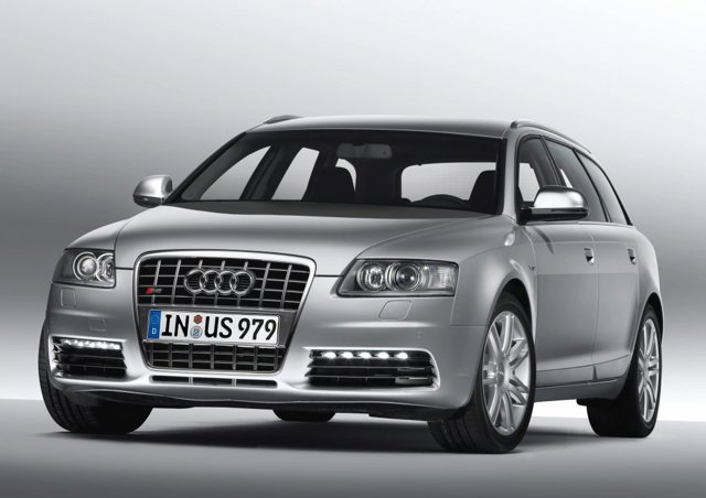AUDI S6 Avant