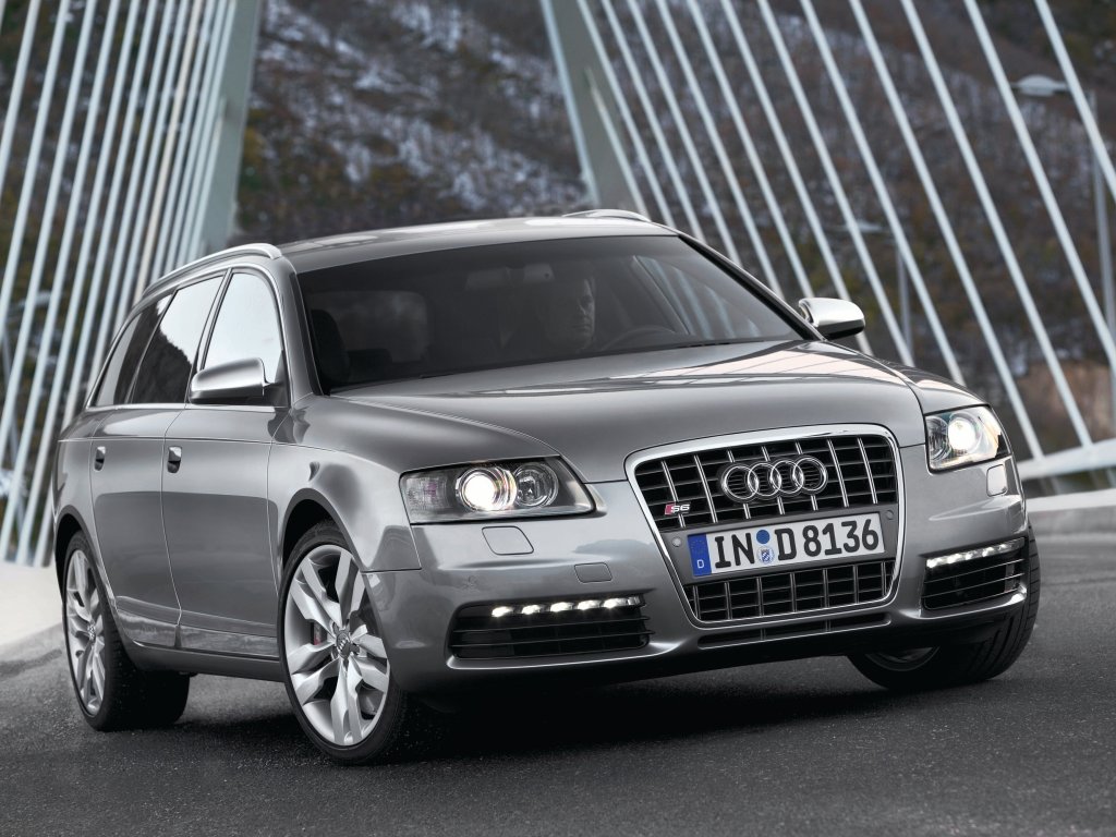 Audi S6 Avant photo 10