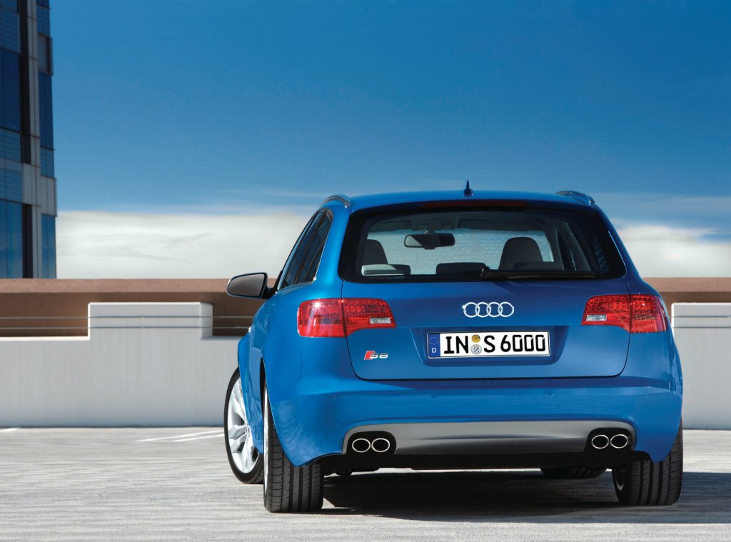 Audi S6 Avant photo 18