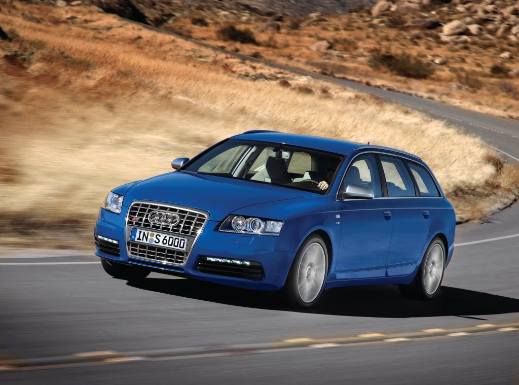 Audi S6 Avant photo 21