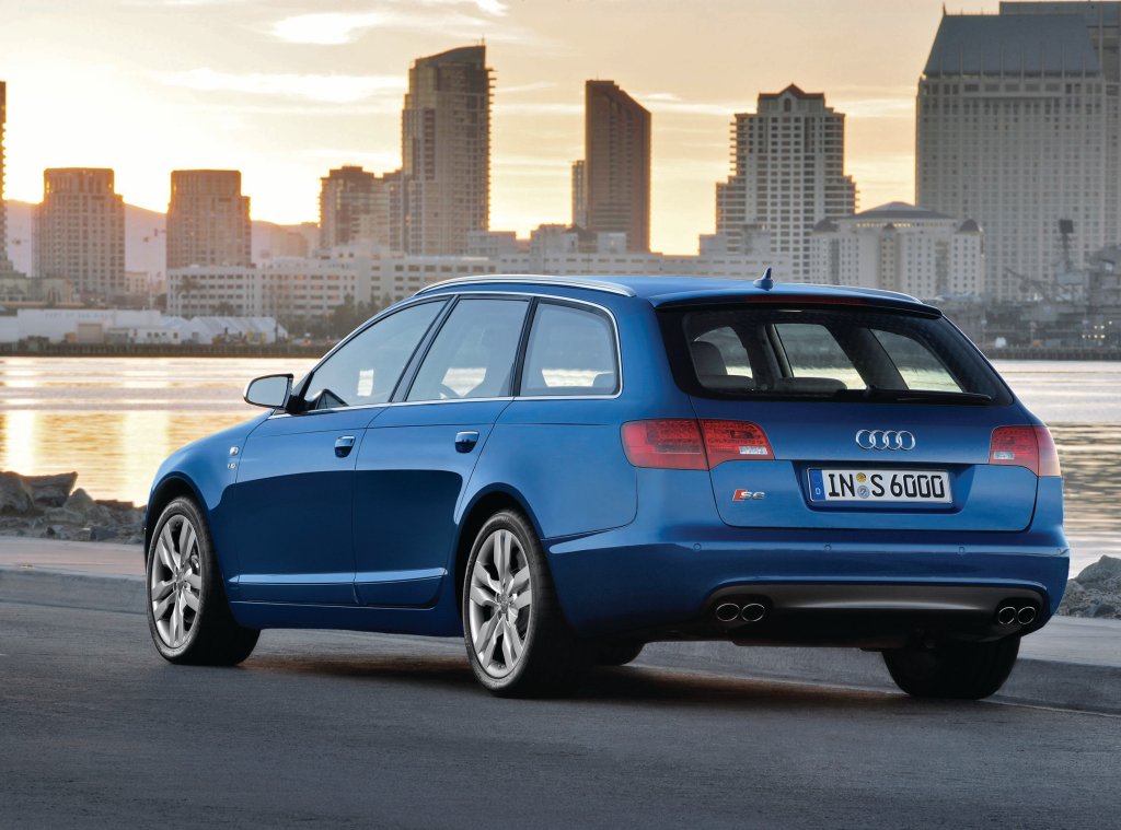 Audi S6 Avant photo 23