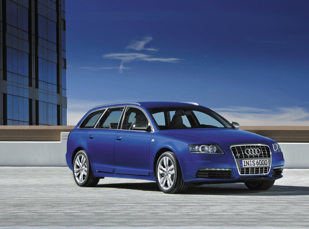 Audi S6 Avant photo 24