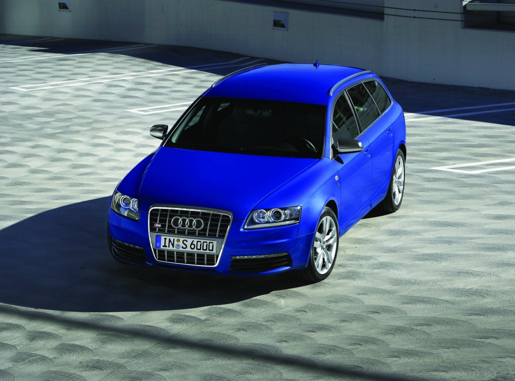 Audi S6 Avant photo 30