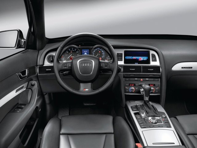 Audi S6 Avant photo 39