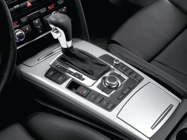 Audi S6 Avant photo 42