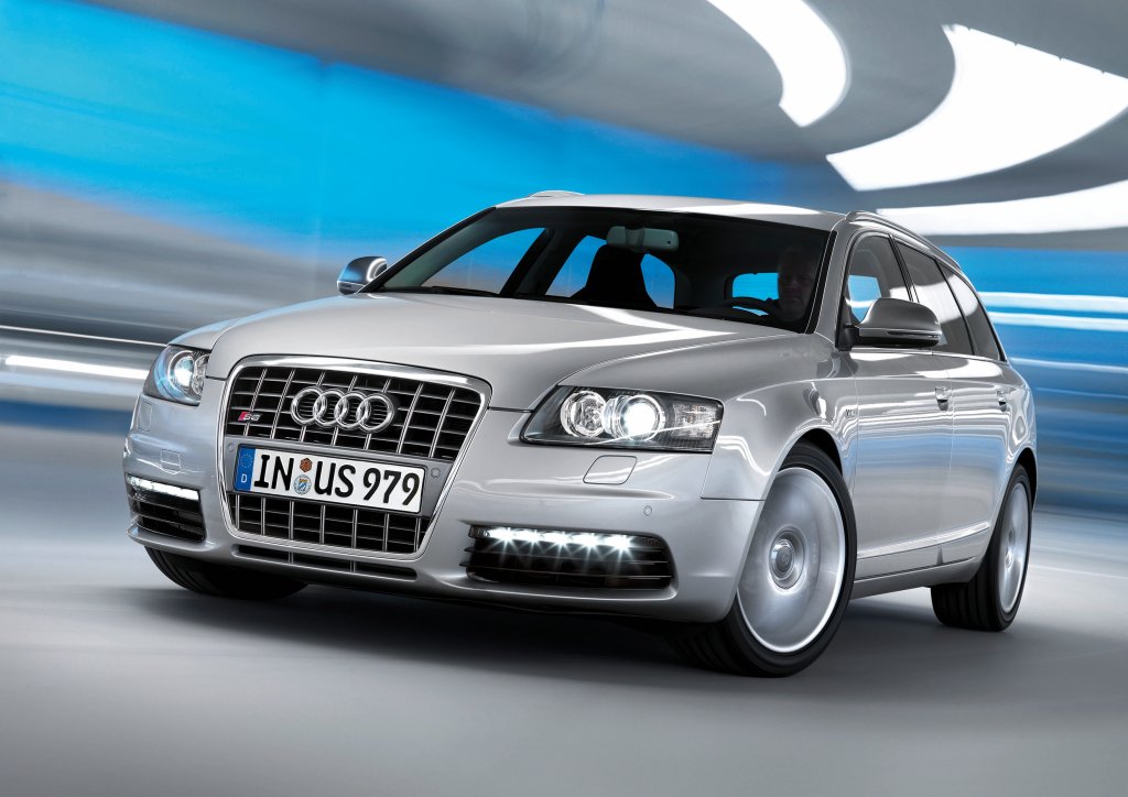 Audi S6 Avant photo 8