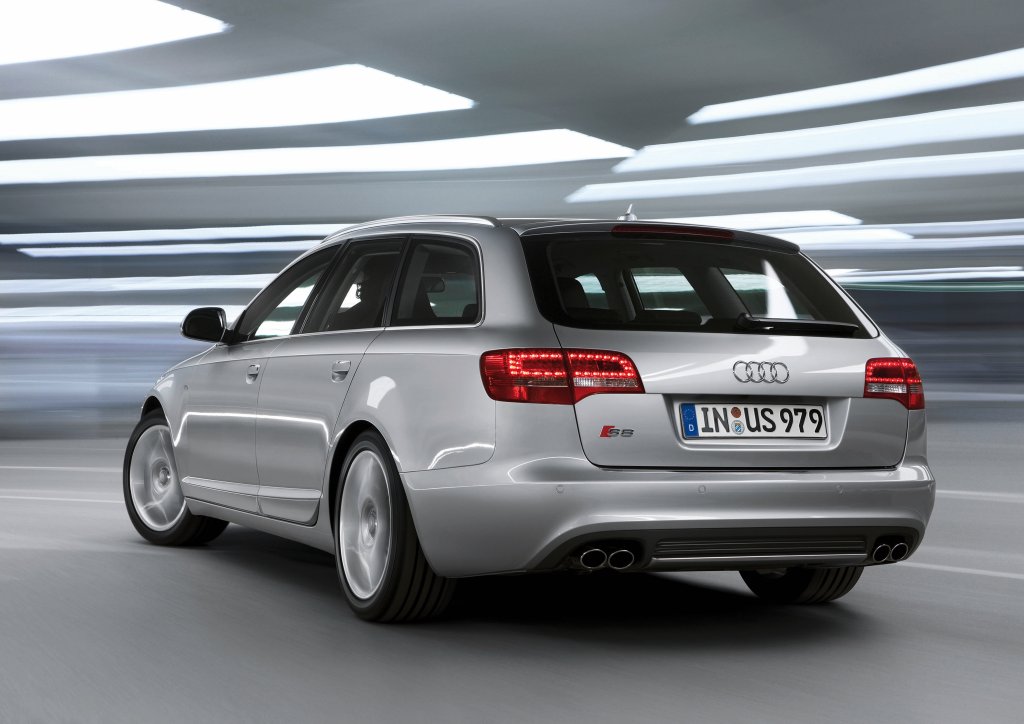 Audi S6 Avant photo 9