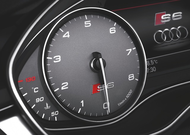Audi S6 Avant photo 43