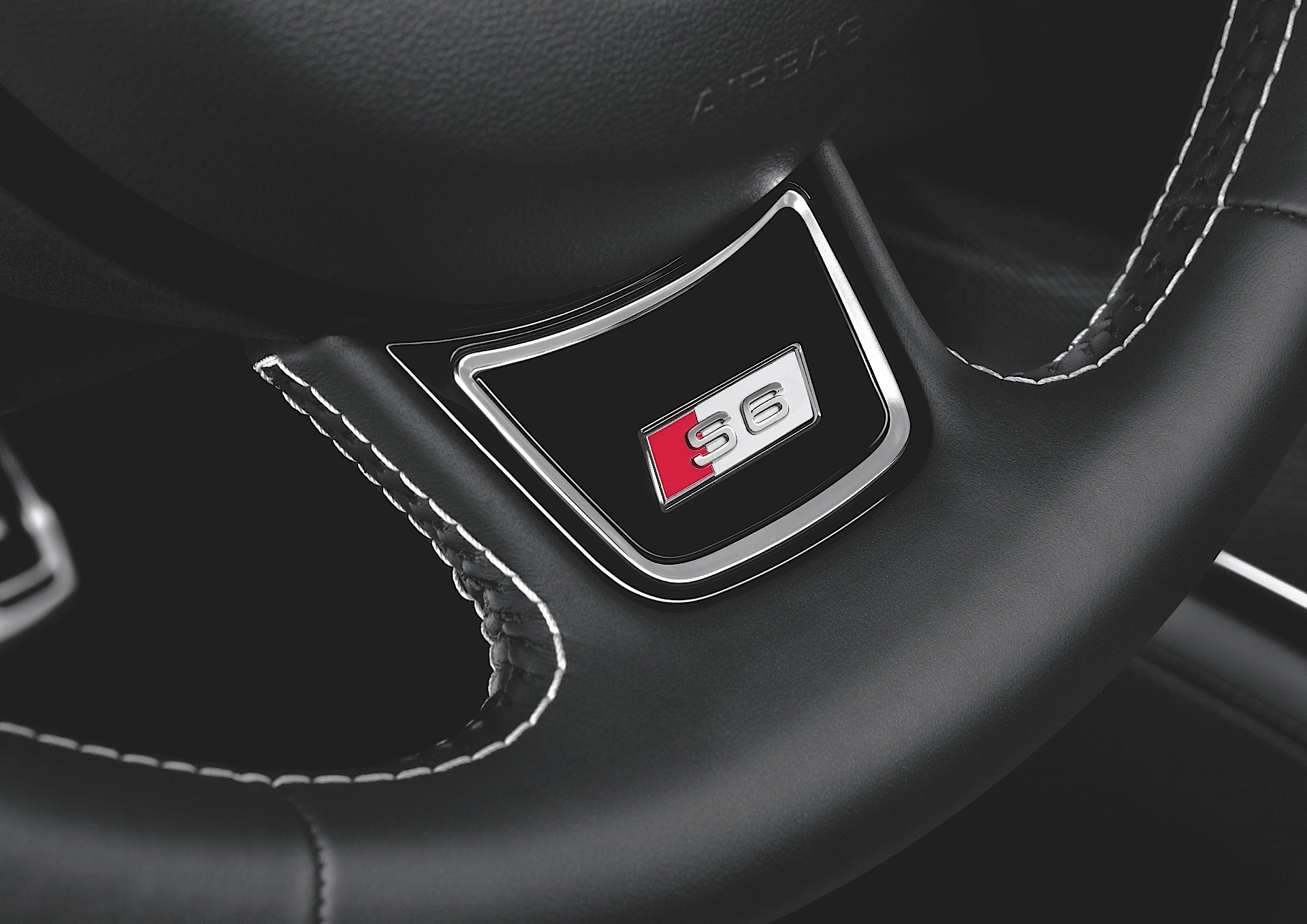 Audi S6 Avant photo 44