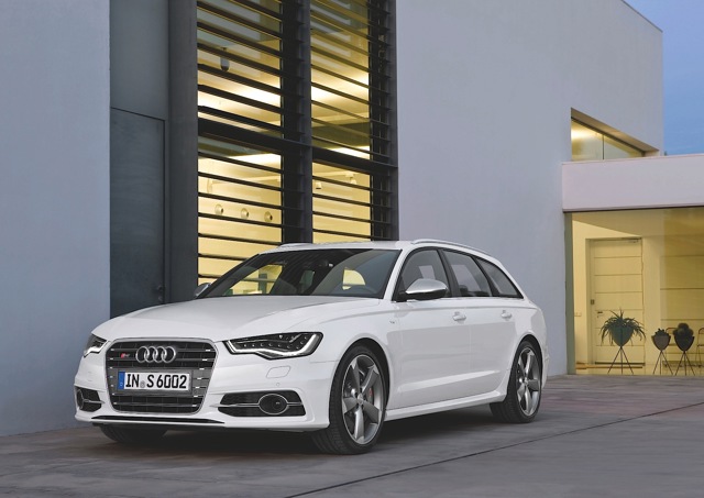 Audi S6 Avant photo 16