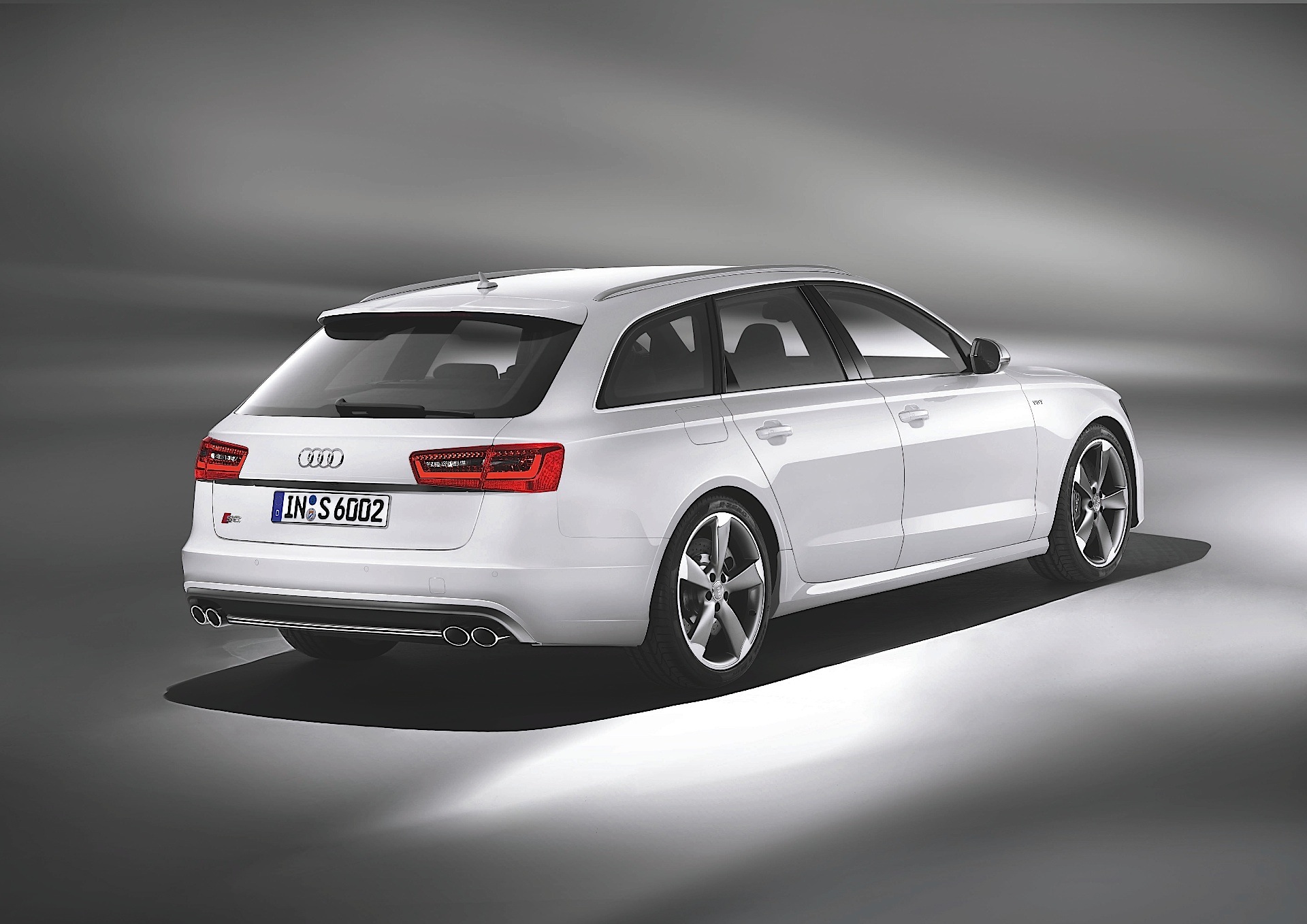 Audi S6 Avant photo 18