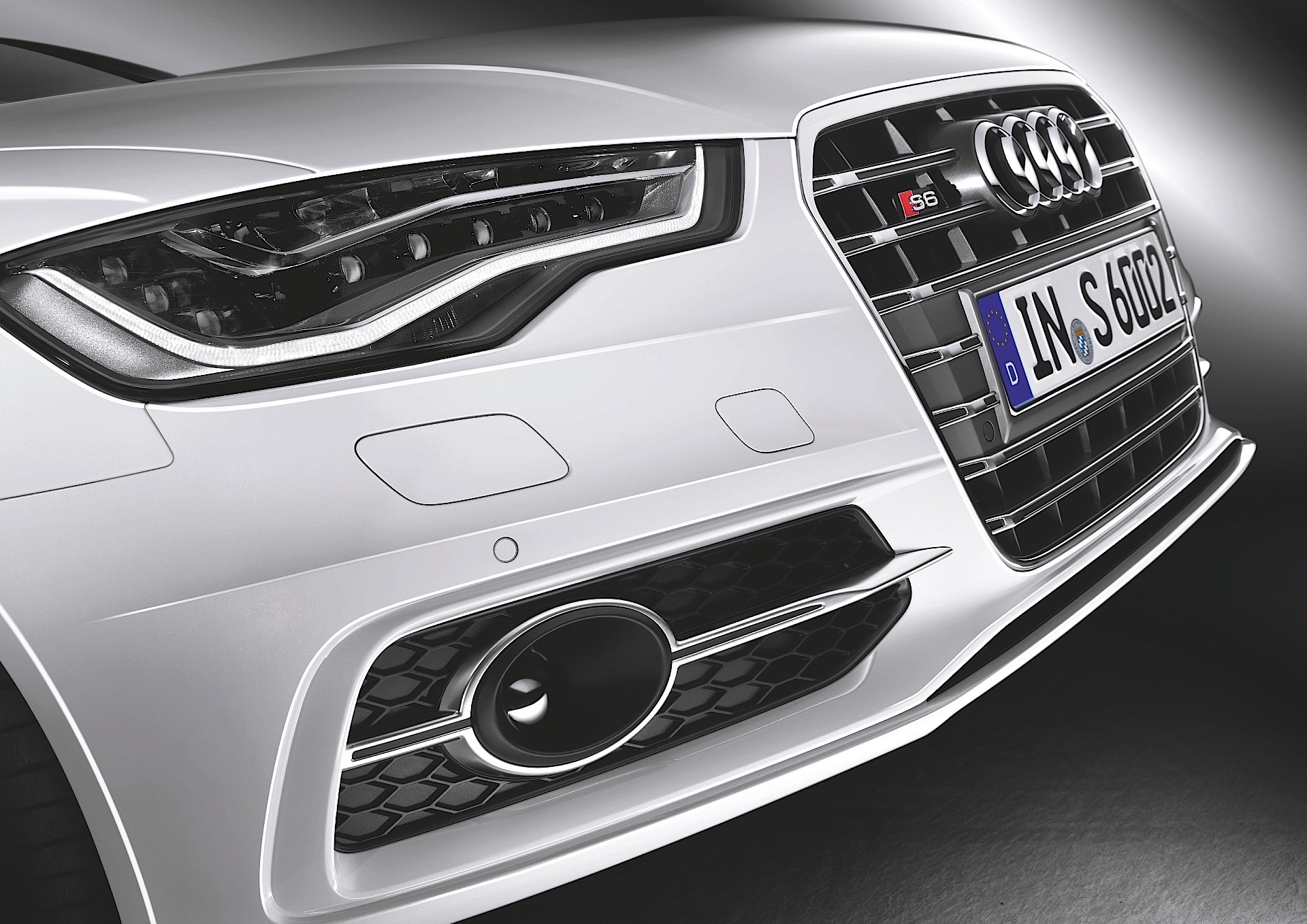 Audi S6 Avant photo 25