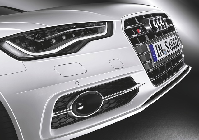 Audi S6 Avant photo 25