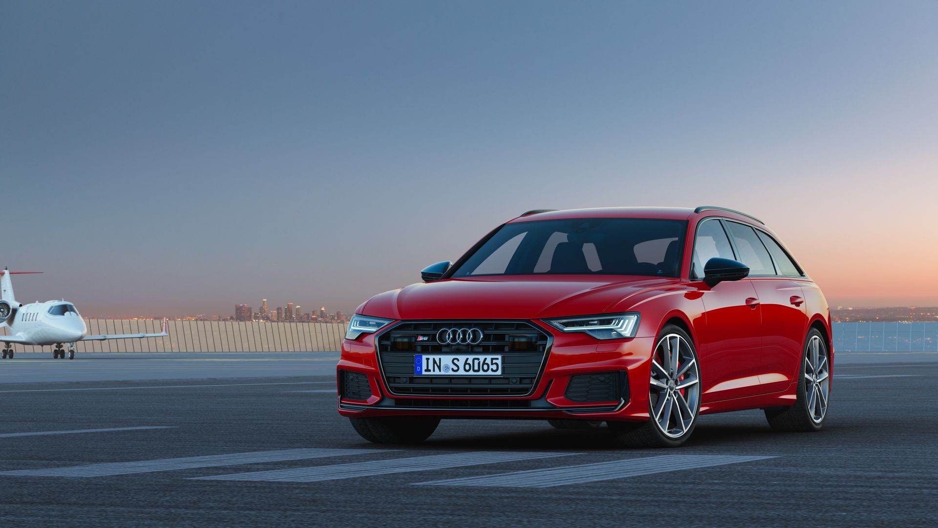 Audi S6 Avant photo 8