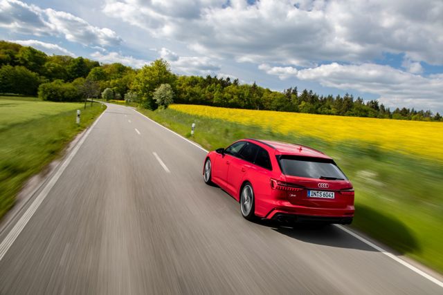 Audi S6 Avant photo 23