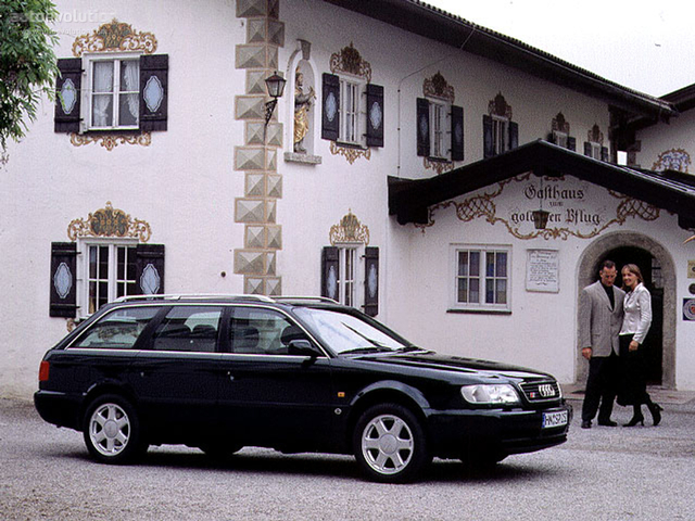 Audi S6 Avant photo 1