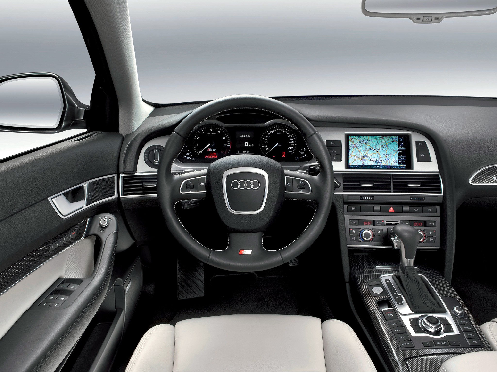 Audi S6 photo 39