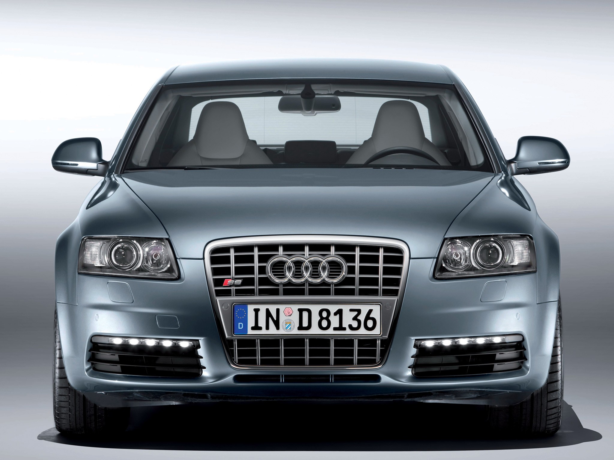 Audi S6 photo 22